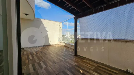 Cobertura com 3 Quartos para alugar, 150m² no Vigilato Pereira, Uberlândia