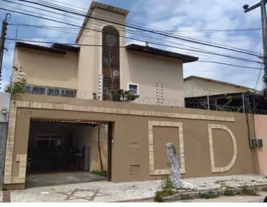 Casa com 4 Quartos à venda, 400m² no Edson Queiroz, Fortaleza