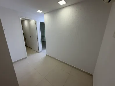 Sala Comercial para venda ou aluguel, 52m² no Recreio dos Bandeirantes, Rio de Janeiro