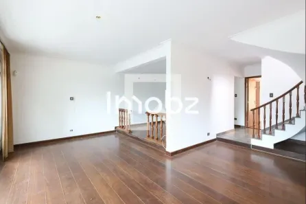 Casa com 3 Quartos à venda, 288m² no Vila Tramontano, São Paulo