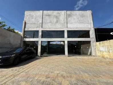 Galpão/Depósito/Armazém para alugar, 700m² no Jardim Agari, Londrina