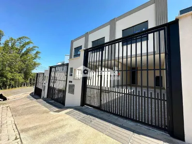 Sobrado com 3 Quartos à venda, 136m² no Forquilhas, São José
