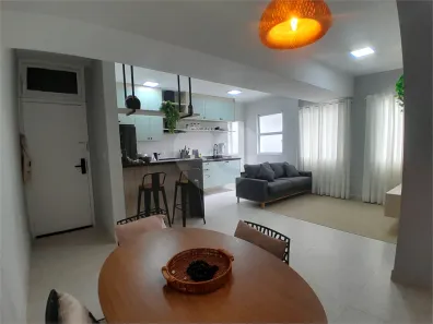 Apartamento com 2 Quartos à venda, 65m² no Embaré, Santos