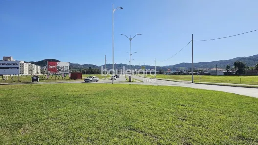 Lote/Terreno à venda, 300m² no Bela Vista, Palhoça
