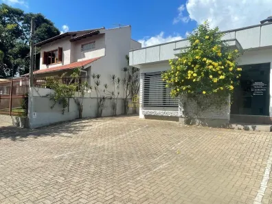 Prédio Comercial para venda ou aluguel, 247m² no Centro, Gravataí
