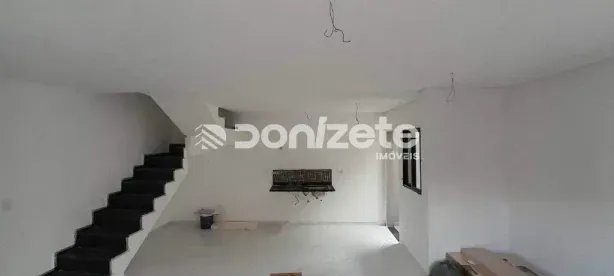 Sobrado com 3 Quartos à venda, 102m² no Vila Lucinda, Santo André