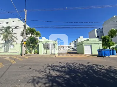 Apartamento com 2 Quartos para alugar, 43m² no Panorama, Uberlândia