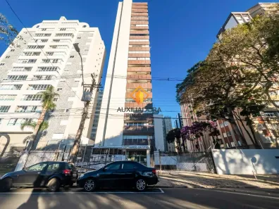 Apartamento com 4 Quartos para alugar, 237m² no Cristo Rei, Curitiba
