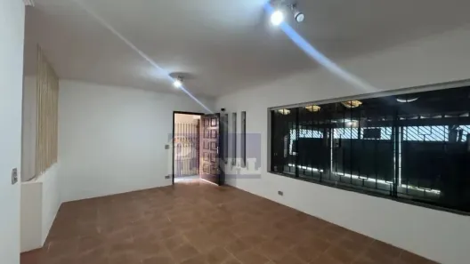 Sobrado com 3 Quartos à venda, 236m² no Chácara Inglesa, São Paulo