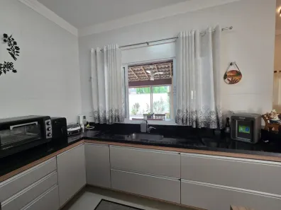 Casa de Condomínio com 3 Quartos à venda, 152m² no Piracangaguá, Taubaté
