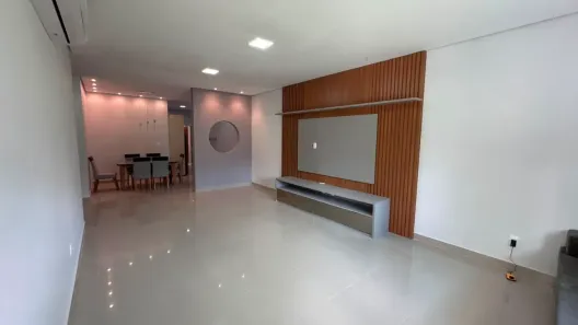 Casa de Condomínio com 3 Quartos para alugar, 200m² no Ponta Negra, Manaus