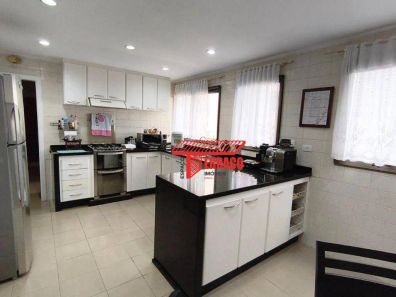 Apartamento com 4 Quartos à venda, 178m² no Vila Gilda, Santo André