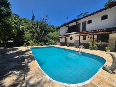 Casa com 6 Quartos à venda, 351m² no Independência, Petrópolis