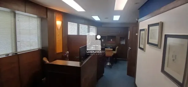 Sala Comercial para alugar, 254m² no Centro, Florianópolis