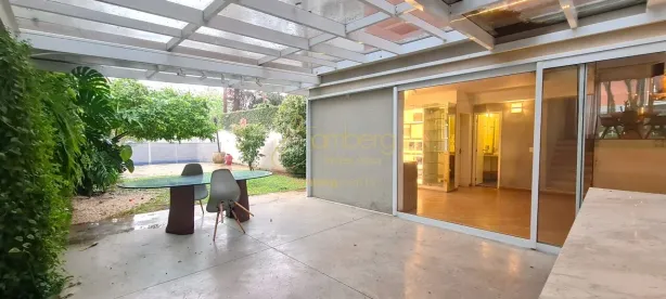 Casa de Condomínio com 4 Quartos para alugar, 380m² no Campo Belo, São Paulo