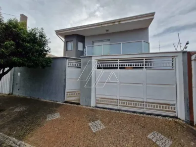 Sobrado com 3 Quartos para alugar, 280m² no Palmital, Marília