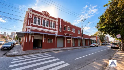 Ponto Comercial para alugar, 303m² no Santa Tereza, Belo Horizonte