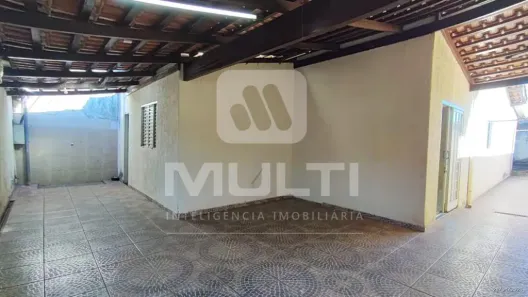 Casa com 3 Quartos à venda, 135m² no Planalto, Uberlândia