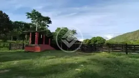Fazenda/Sítio com 2 Quartos à venda, 983m² no Área Rural de Cáceres, Cáceres