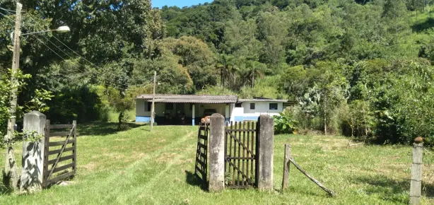 Fazenda/Sítio com 2 Quartos à venda, 2000m² no , Piracaia