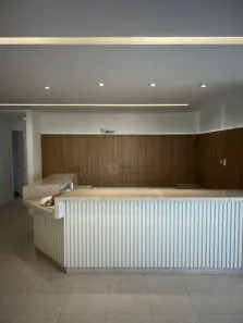 Sala Comercial para alugar, 160m² no Praia do Suá, Vitória