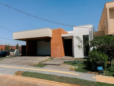 Casa de Condomínio com 3 Quartos à venda, 213m² no Jardins Capri, Senador Canedo