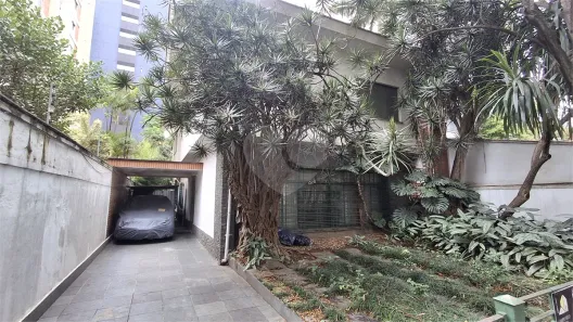 Sobrado com 6 Quartos à venda, 300m² no Brooklin Paulista, São Paulo