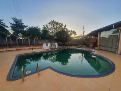 Fazenda/Sítio com 4 Quartos à venda, 2500m² no Real Village, Piratininga