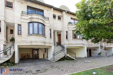 Casa de Condomínio com 3 Quartos à venda, 182m² no Cristal, Porto Alegre