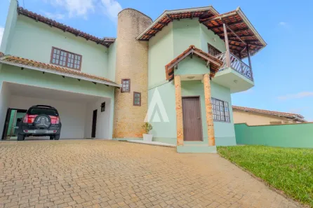 Sobrado com 3 Quartos à venda, 277m² no Boa Vista, Joinville