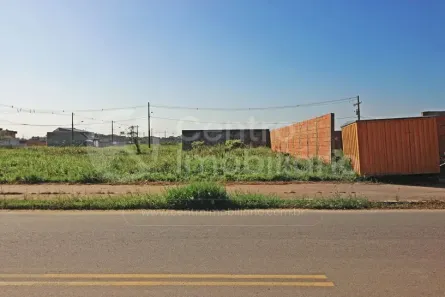 Lote/Terreno à venda, 240m² no Jardim Veneza, Peruíbe