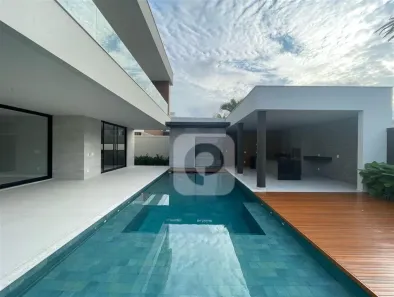 Casa de Condomínio com 5 Quartos à venda, 850m² no Barra da Tijuca, Rio de Janeiro