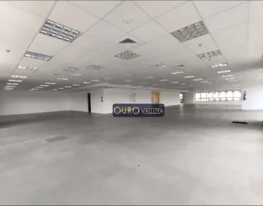 Sala Comercial para alugar, 677m² no Alphaville Industrial, Barueri