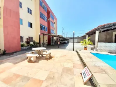Apartamento com 3 Quartos para alugar, 90m² no Icaraí, Caucaia