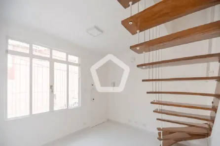 Casa com 3 Quartos à venda, 130m² no Vila Romana, São Paulo