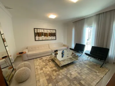 Casa com 5 Quartos à venda, 300m² no Riacho Fundo I, Brasília
