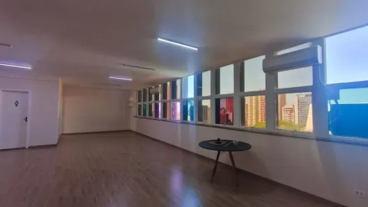 Sala Comercial para alugar, 88m² no Centro, Londrina