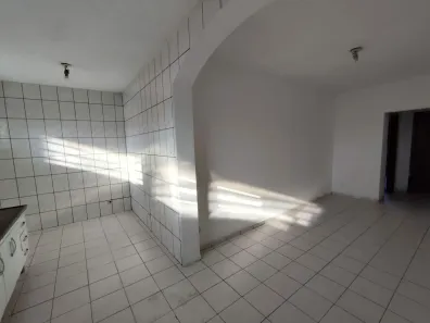 Sobrado com 2 Quartos para alugar, 85m² no Chácara do Visconde, Taubaté