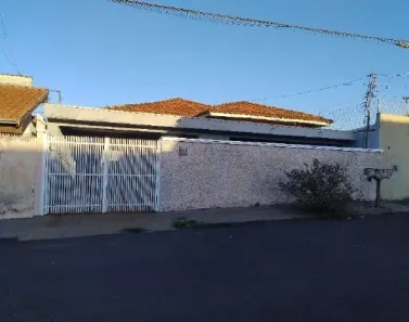 Casa com 1 Quarto à venda, 156m² no Centro, Bebedouro