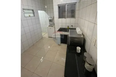 Apartamento com 4 Quartos para alugar, 198m² no , Lajedo