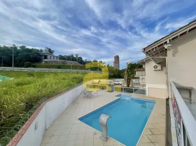 Casa com 3 Quartos à venda, 365m² no Velha, Blumenau