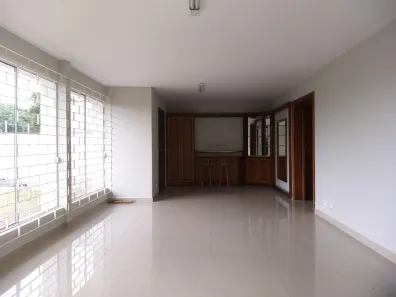 Casa com 3 Quartos à venda, 226m² no Uberaba, Curitiba