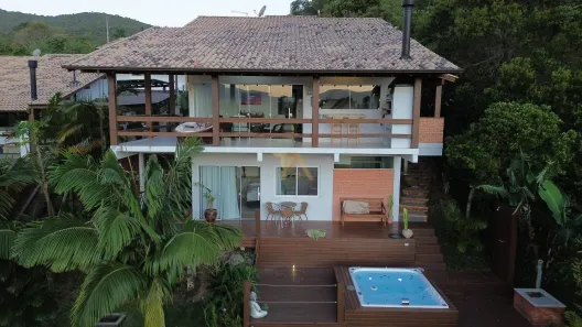 Casa de Condomínio com 3 Quartos à venda, 150m² no , Garopaba