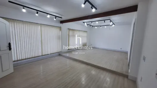 Prédio Comercial com 1 Quarto para alugar, 230m² no Jardim Santo Antônio, Valinhos