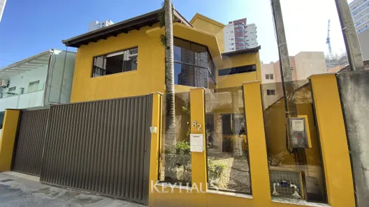 Casa com 4 Quartos para alugar, 264m² no Fazenda, Itajaí