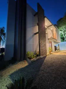 Sobrado com 3 Quartos para alugar, 400m² no Gravatá, Penha