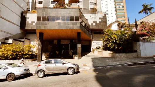 Apartamento com 3 Quartos à venda, 162m² no Centro, Juiz de Fora