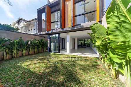 Casa com 3 Quartos à venda, 263m² no Jardim Paulista, São Paulo