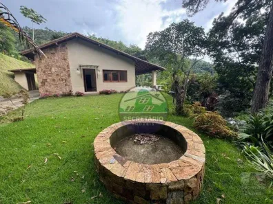 Casa com 3 Quartos à venda, 180m² no Itaipava, Petrópolis