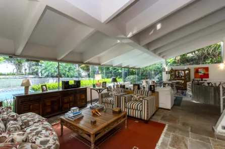 Casa com 4 Quartos à venda, 384m² no Jardim Guedala, São Paulo